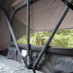 Cort-plafon-auto-Overlander-Adventure-3.0-160-cm-cu-sky-roof-roof-top-tent-16-1-1