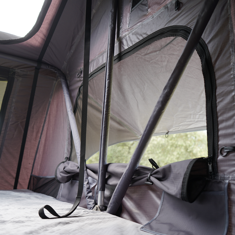 Cort-plafon-auto-Overlander-Explorer-3.0-140-cm-cu-sky-roof-roof-top-tent-12-1-1