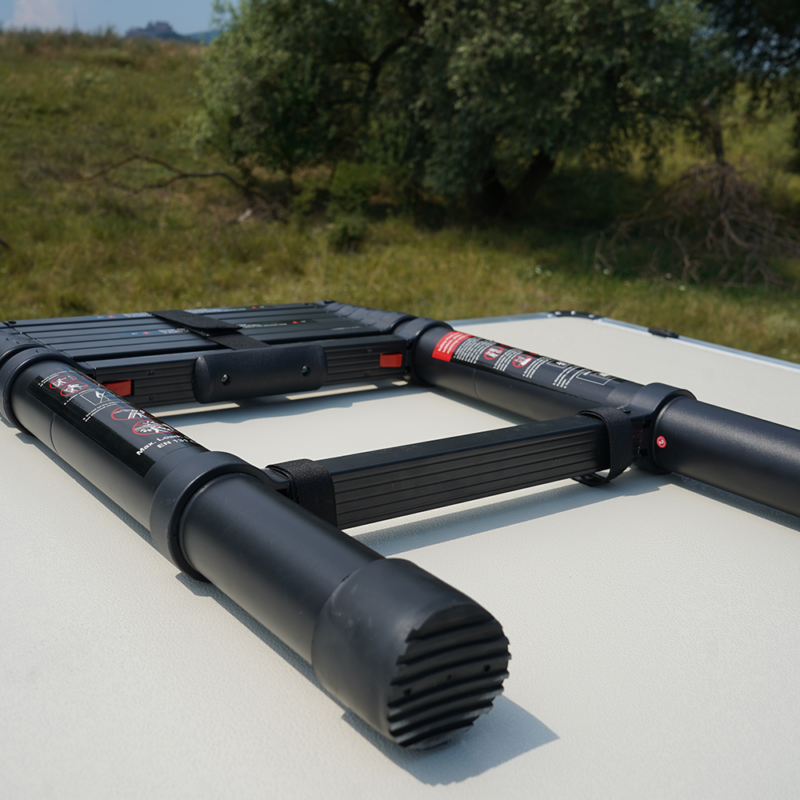 Cort-plafon-auto-Overlander-Explorer-3.0-140-cm-cu-sky-roof-roof-top-tent-3-1-1