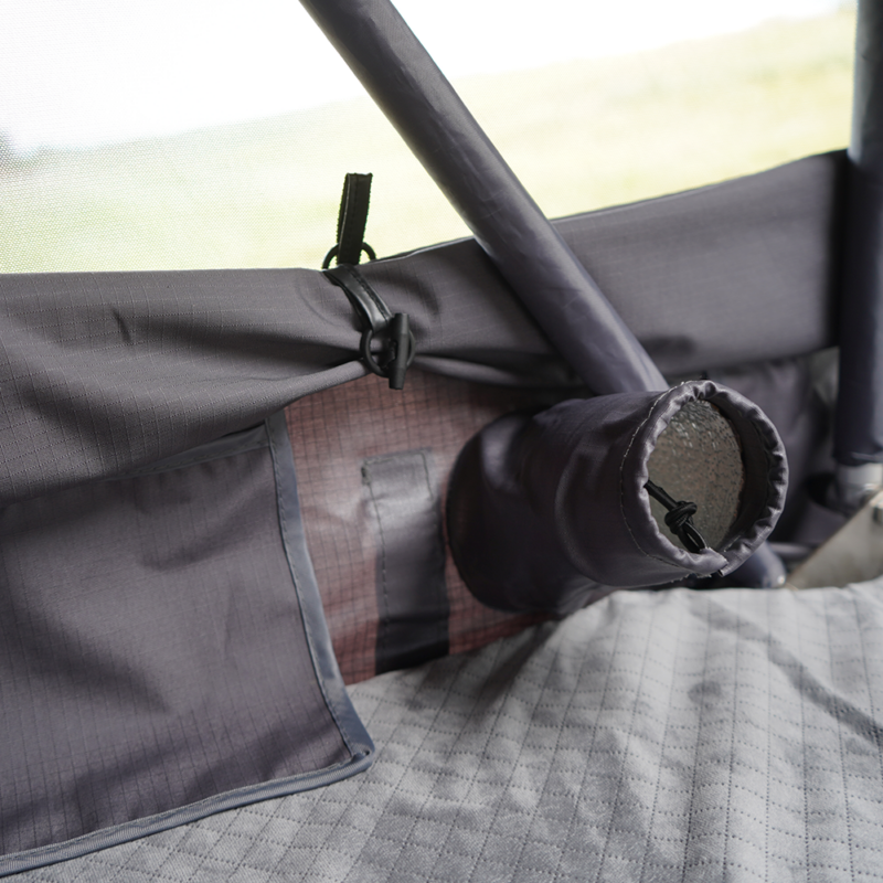 Cort-plafon-auto-Overlander-Explorer-3.0-140-cm-cu-sky-roof-roof-top-tent-8-1-1