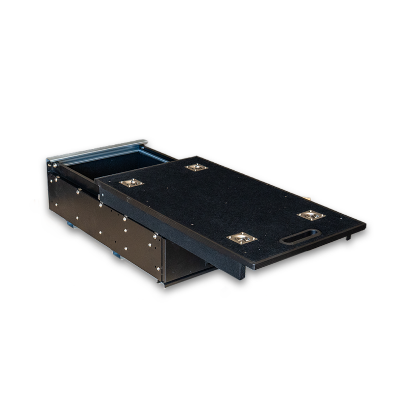 OVERLANDER-SERTAR-AUTO-CULISANT-900x500x270-07-1