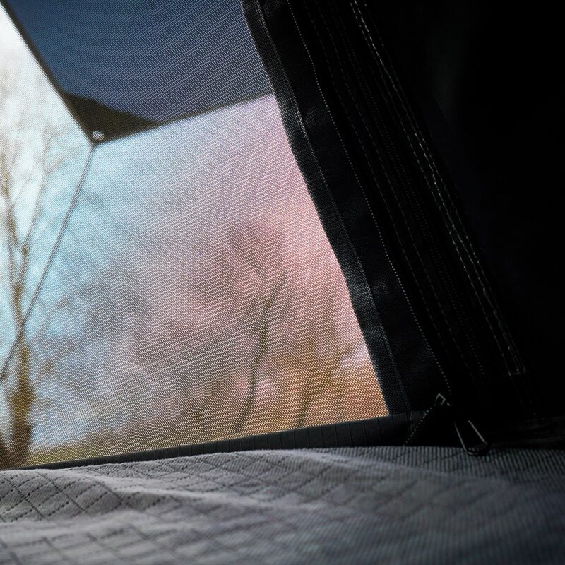 Traveller-18-1