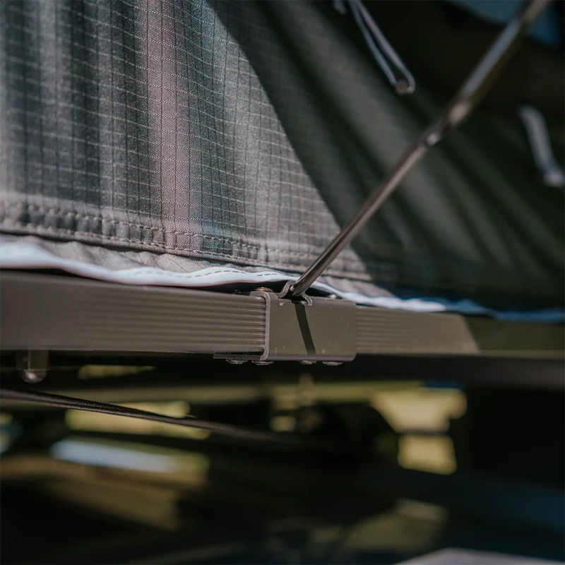 Overlander Discover MAX 1.6×2.1M Roof Top Tent with Sky Roof – photo 6