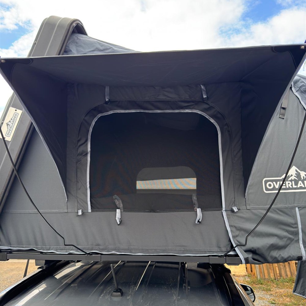 Overlander Discover MAX roof top tent with Sky Roof